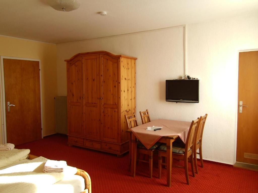 Hotel Gasthof Zum Neubau คิสเล็กก์ ห้อง รูปภาพ